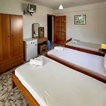 Platis House 3*