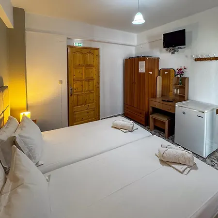 Aparthotel Platis House
