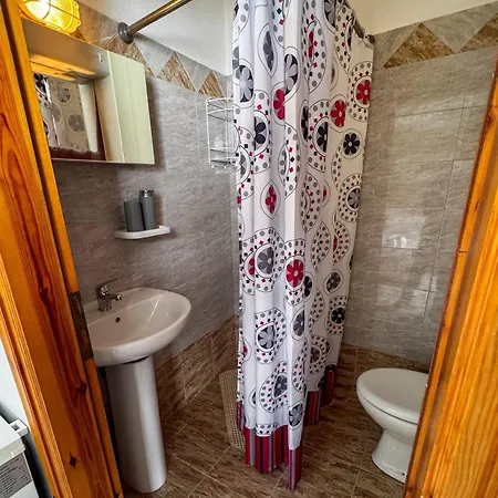 Aparthotel Platis House *